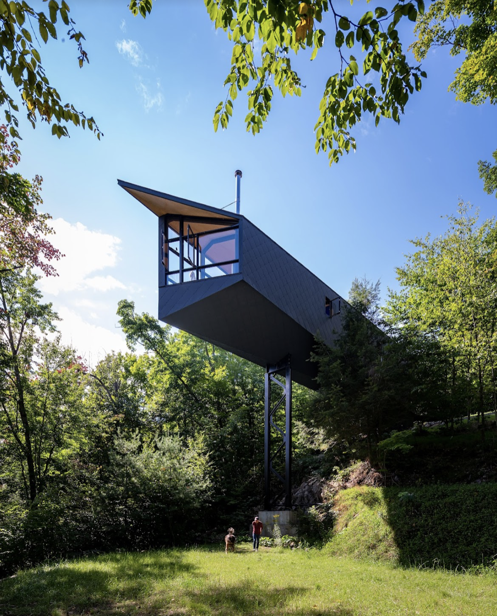  Prof. Paul Kariouk’s m.o.r.e cabin wins award from AIA New York