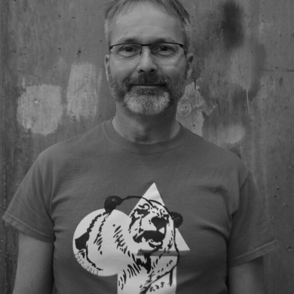 Black and white headshot of Robert Wood