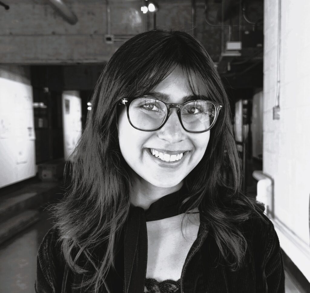 A headshot of Krisha Thakkar